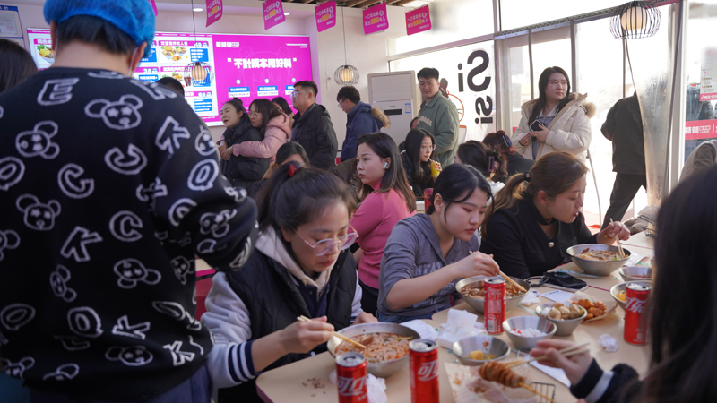 做螺蛳粉店连锁加盟店.jpg