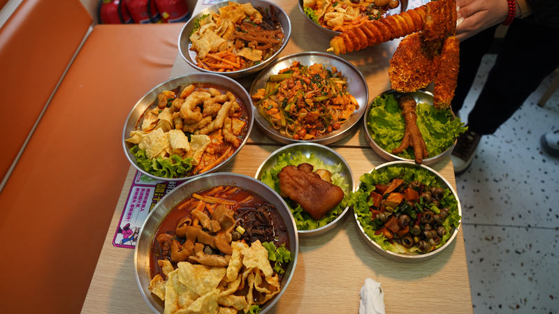 加盟柳州螺蛳粉连锁店.jpg 加盟柳州螺蛳粉连锁店.jpg